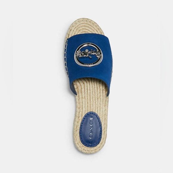 Coach    - Picture 8 of 10